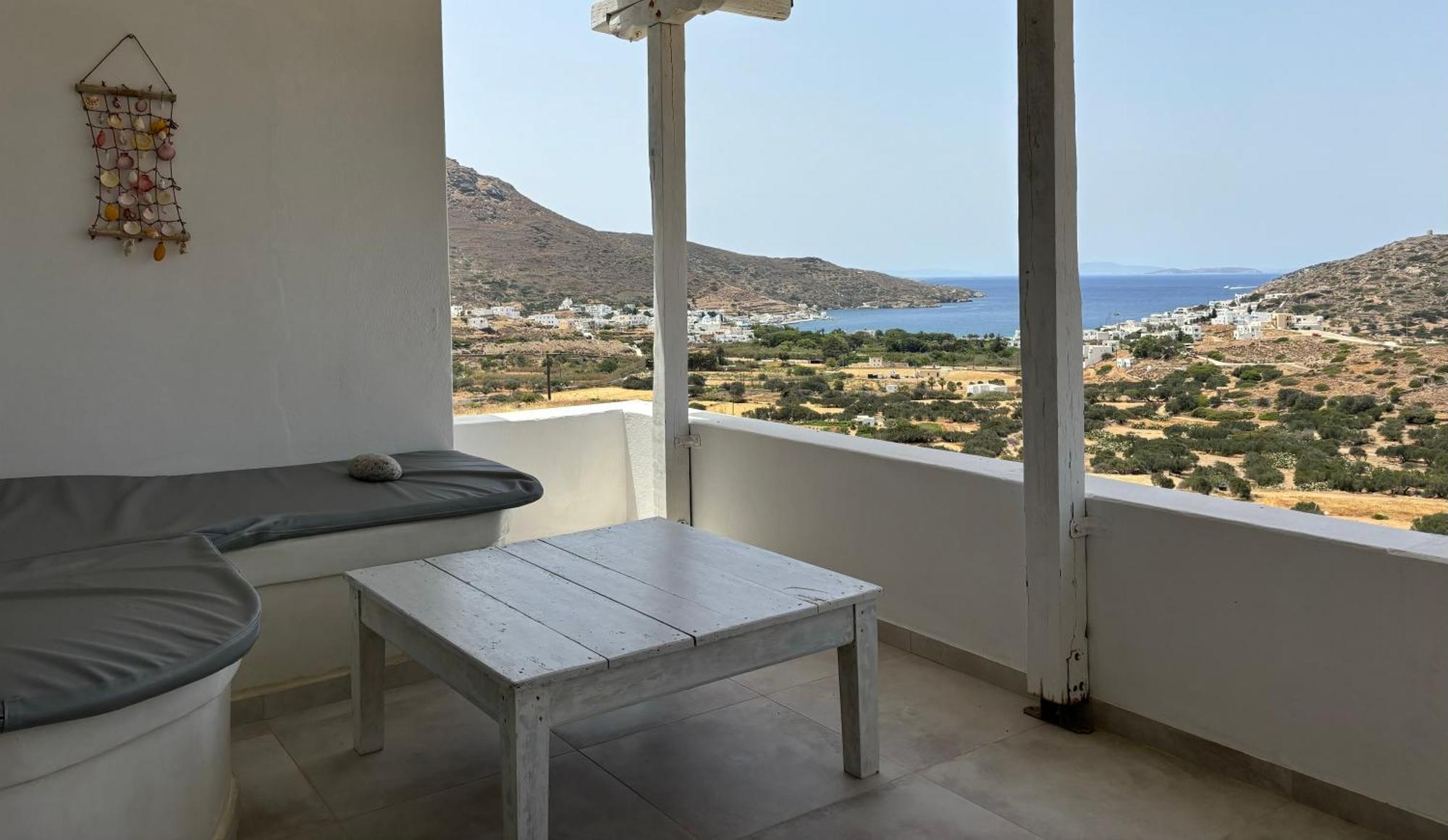 Thomas Apartments Katapola - Chora Exterior photo